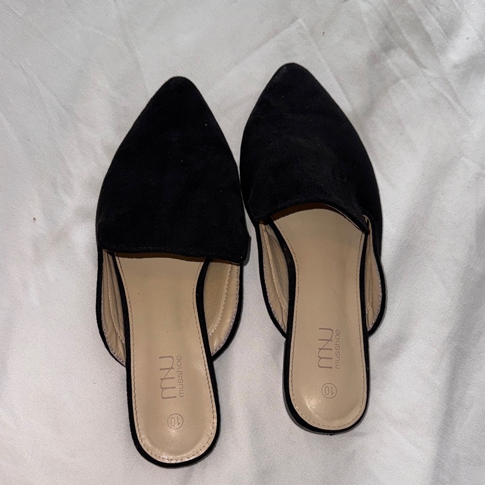 Women's size 10 Musshoe Flats